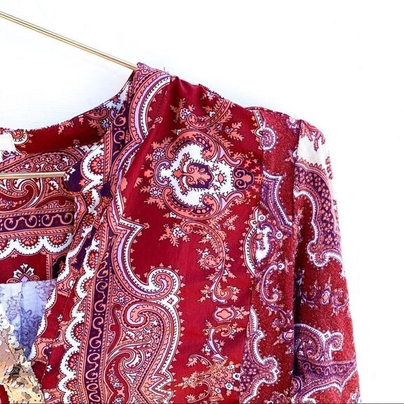 Tiny Maroon Paisley Print Gold Sequin Blouse Top - Picture 2 of 11